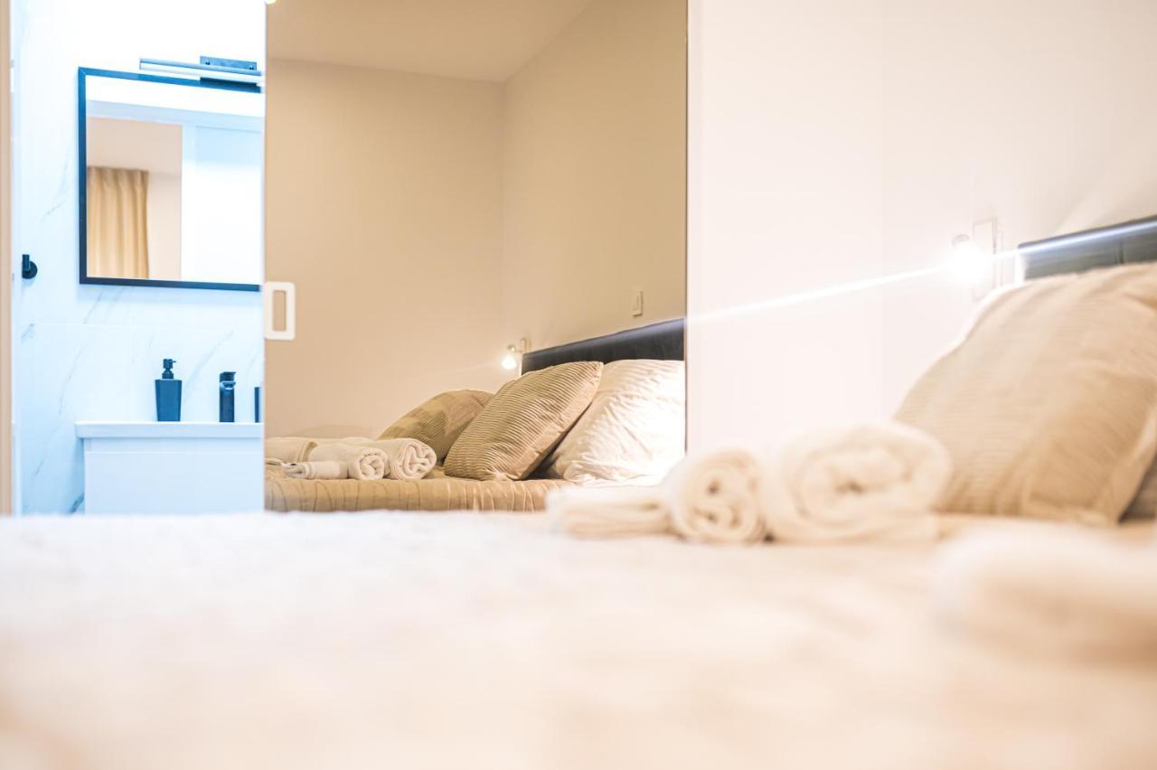 Luxury Rooms Green And Gold Σπλιτ Εξωτερικό φωτογραφία
