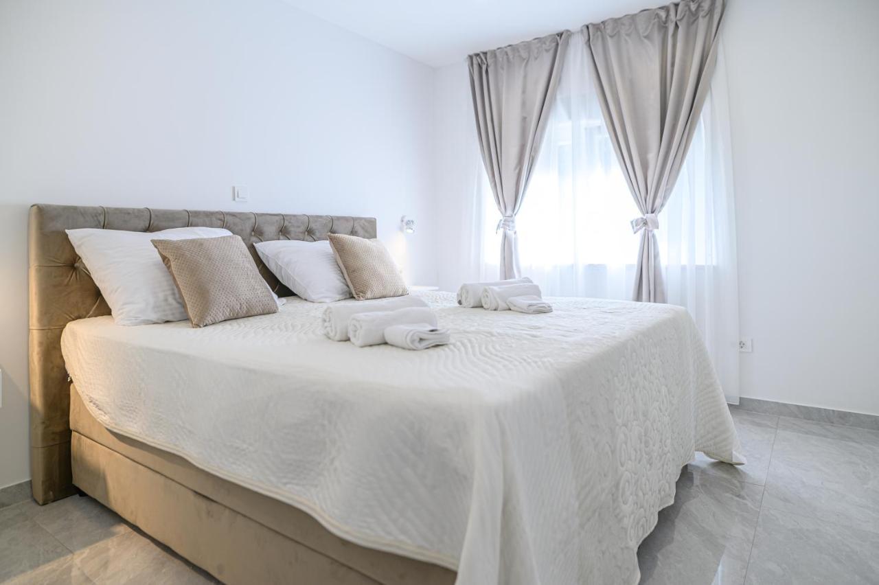 Luxury Rooms Green And Gold Σπλιτ Εξωτερικό φωτογραφία