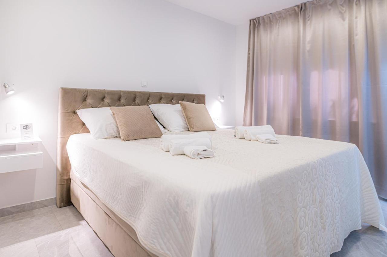 Luxury Rooms Green And Gold Σπλιτ Εξωτερικό φωτογραφία