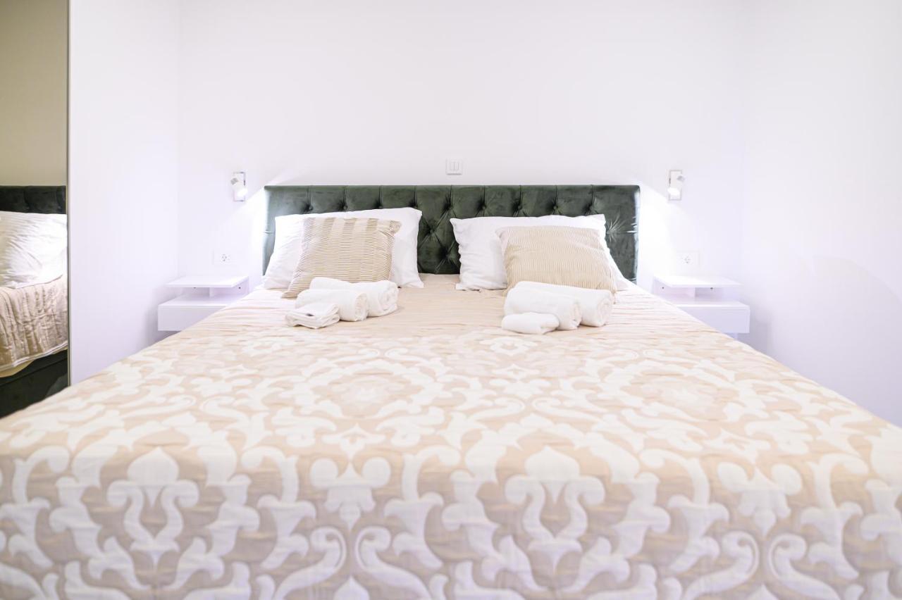 Luxury Rooms Green And Gold Σπλιτ Εξωτερικό φωτογραφία