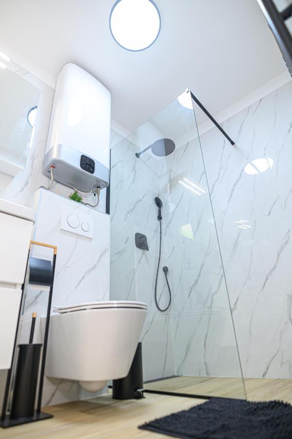 Luxury Rooms Green And Gold Σπλιτ Εξωτερικό φωτογραφία