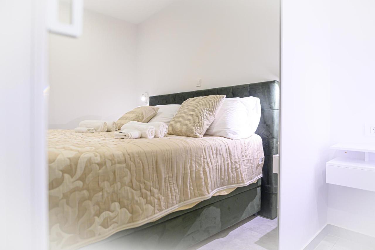 Luxury Rooms Green And Gold Σπλιτ Εξωτερικό φωτογραφία