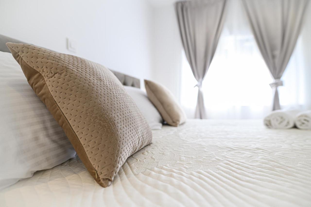 Luxury Rooms Green And Gold Σπλιτ Εξωτερικό φωτογραφία