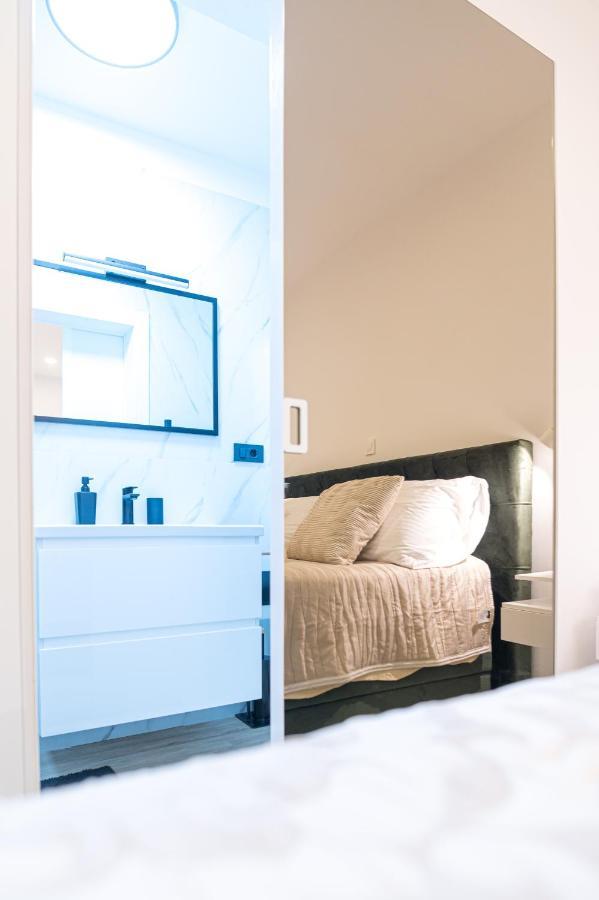 Luxury Rooms Green And Gold Σπλιτ Εξωτερικό φωτογραφία